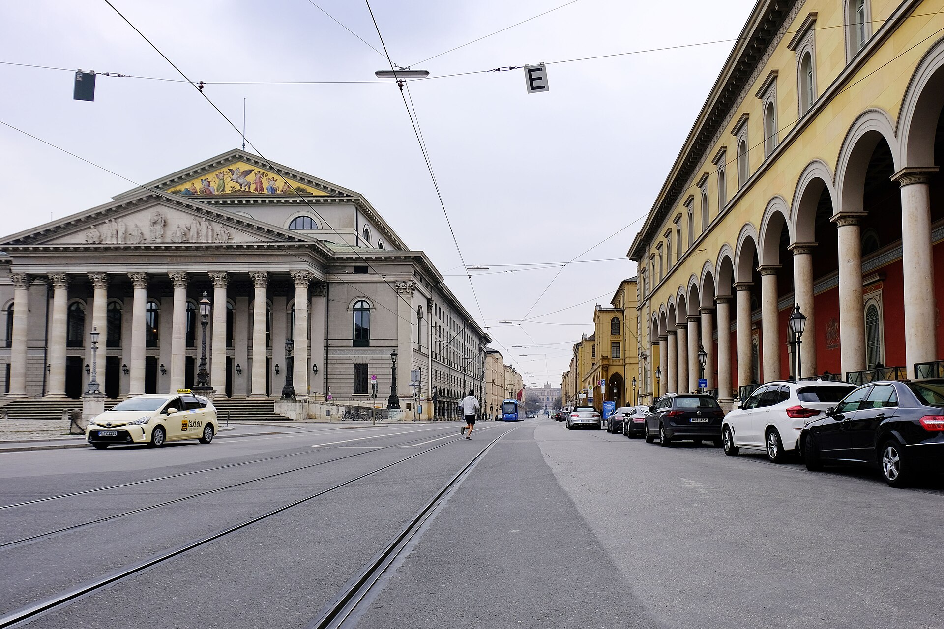 Die Maximilianstraße in München